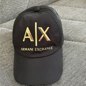 Armani Exchange hat